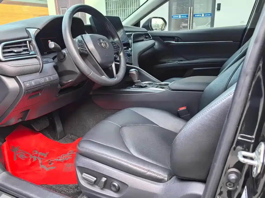 Toyota Camry 2021 из CN, фото 6