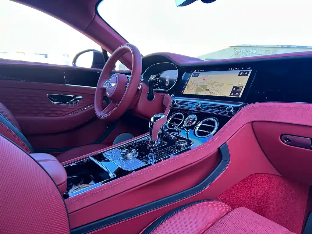 Bentley Continental 2025 из CN, фото 7