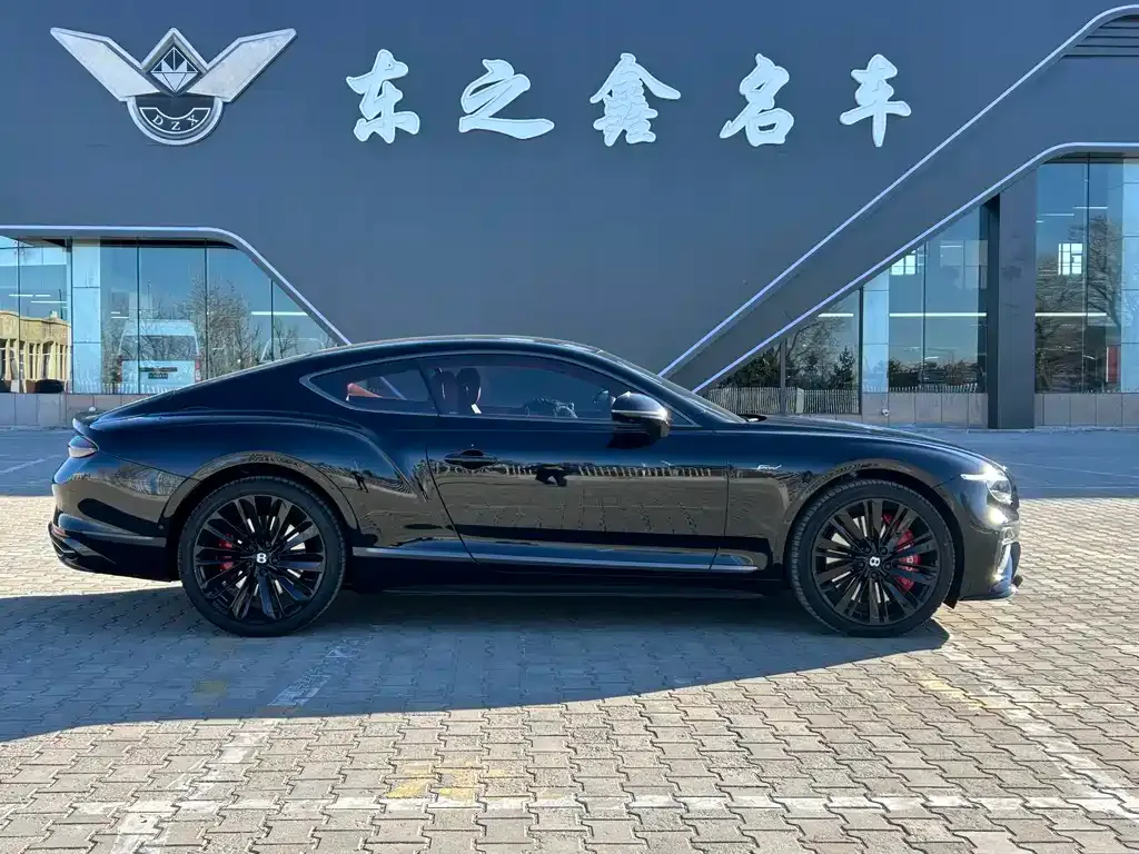 Bentley Continental 2025 из CN, фото 5