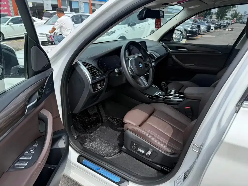 BMW X3 2021 из CN, фото 2