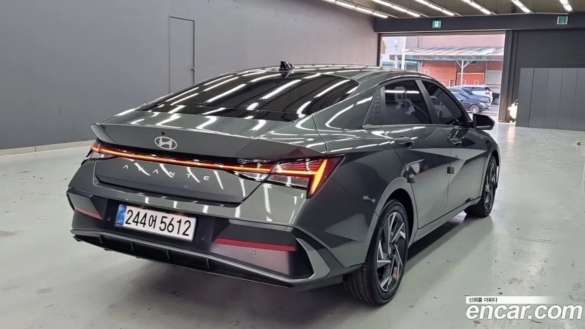Hyundai AVANTE — фото 2