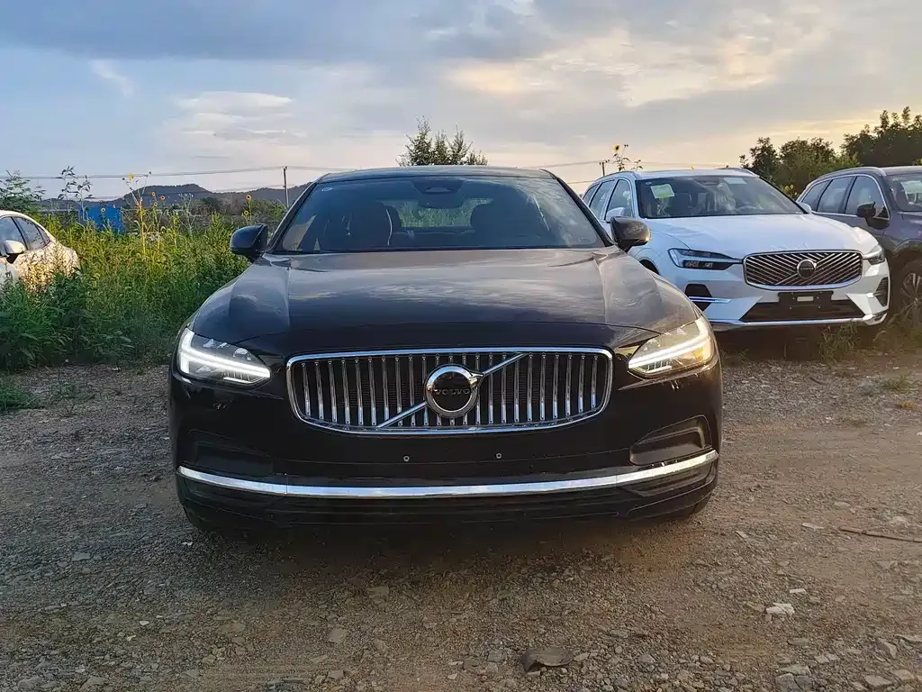 Volvo S90 — фото 5