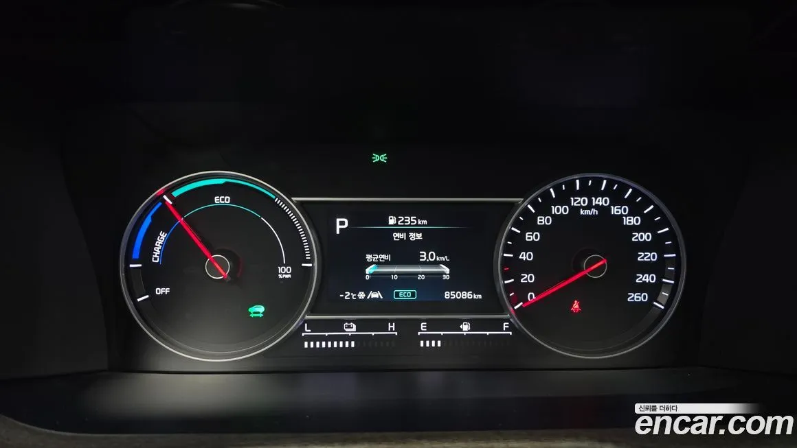 Kia Sorento — фото 4