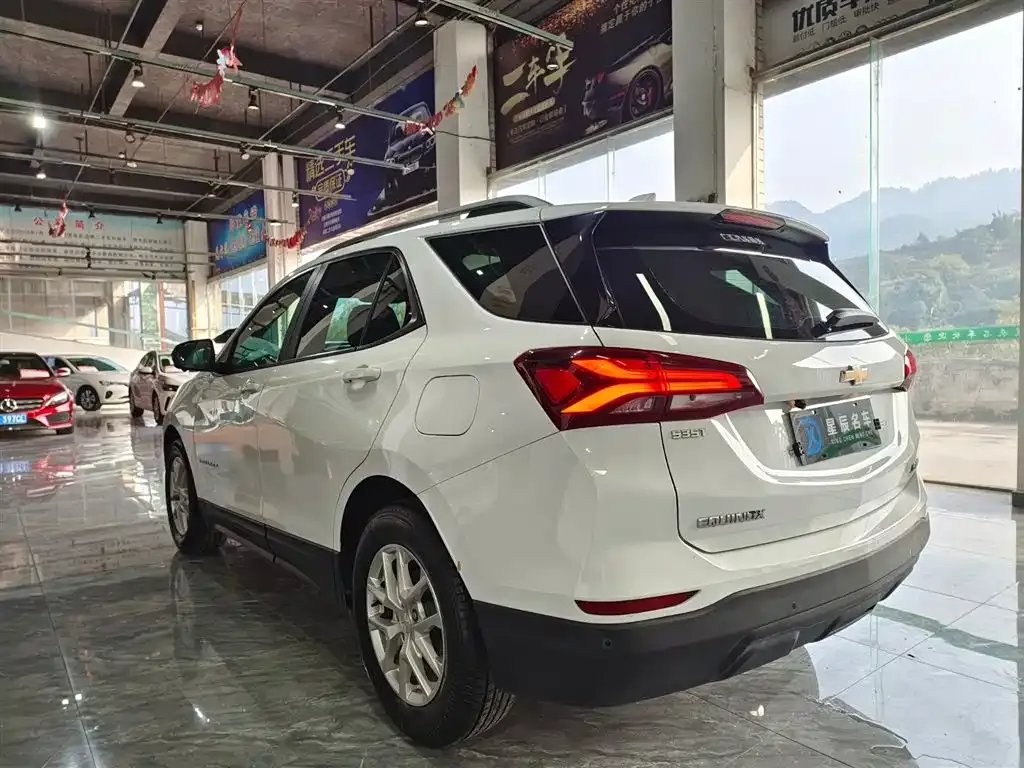 Chevrolet Equinox 2021 из CN, фото 3