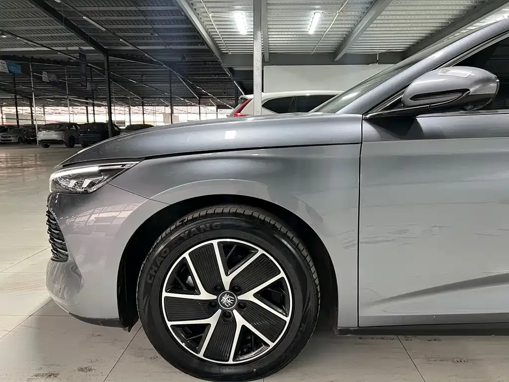 BYD Qin L — фото 3