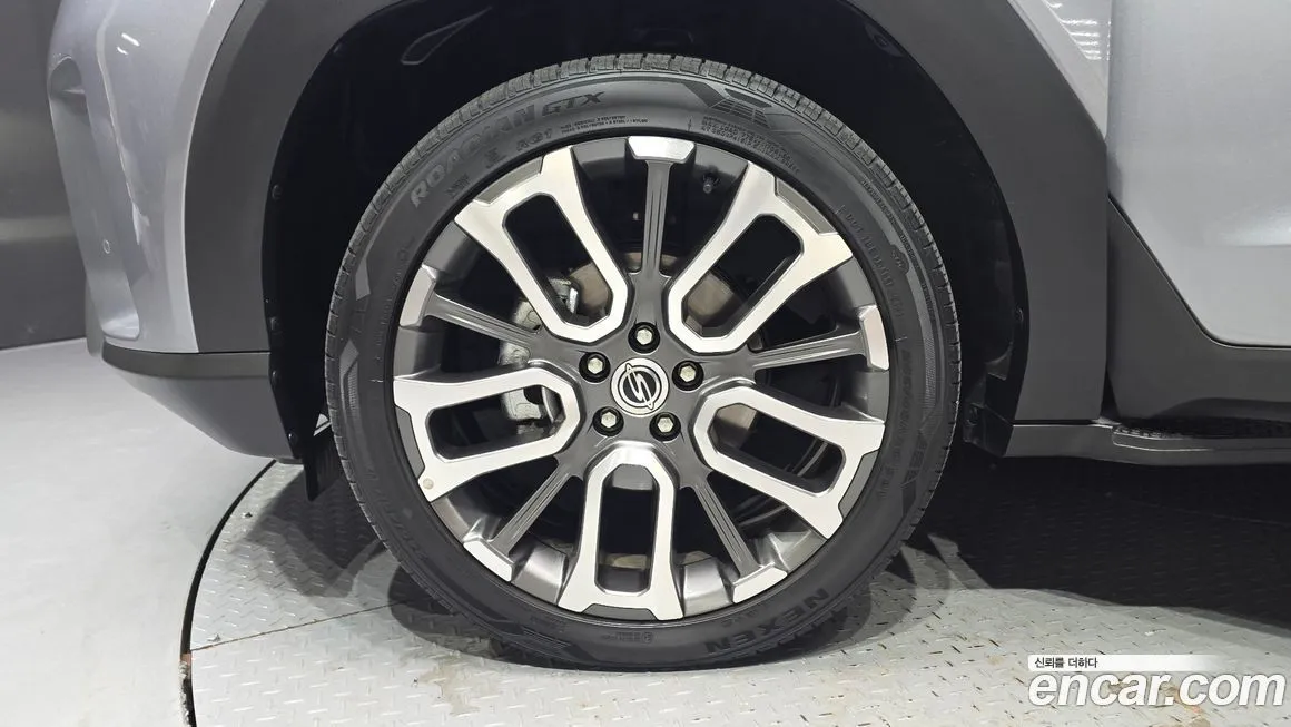 KG Mobility (Ssangyong) Torres — фото 4