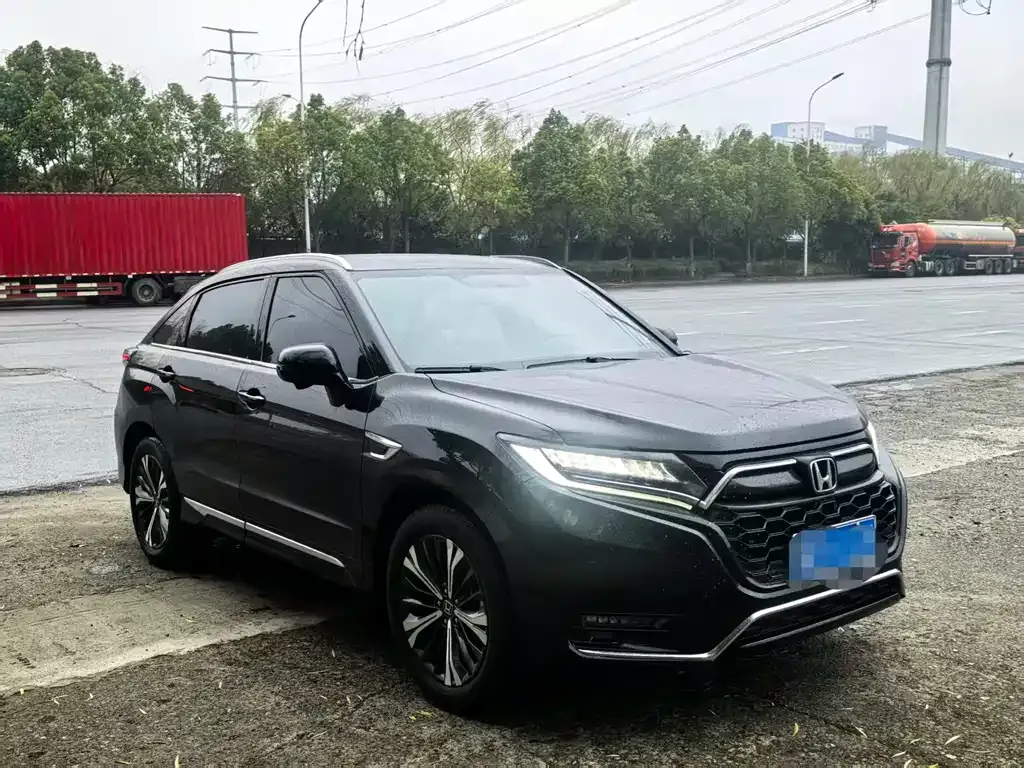 Honda UR-V — фото 3