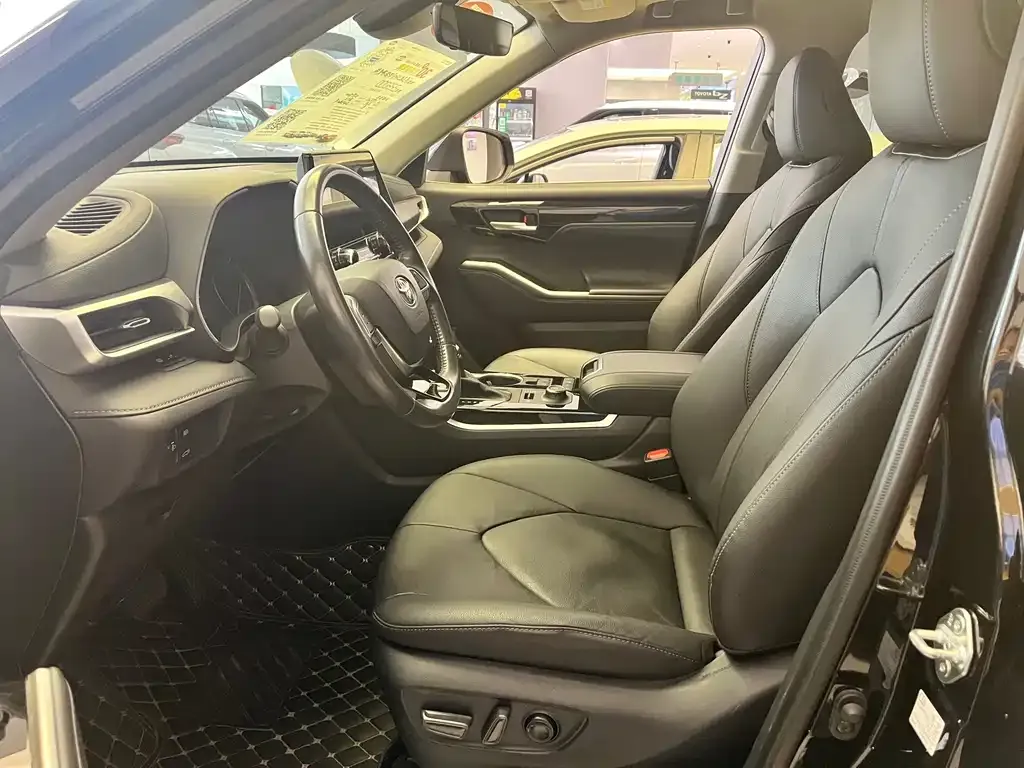 Toyota Highlander 2024 из CN, фото 7