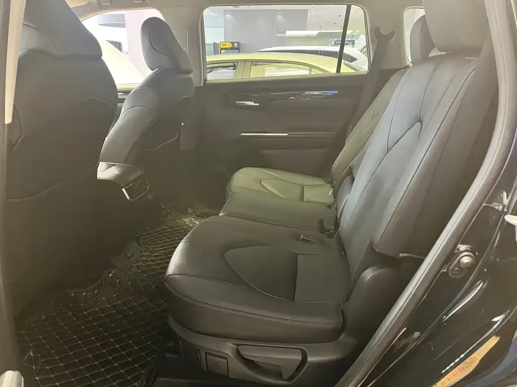 Toyota Highlander 2024 из CN, фото 5