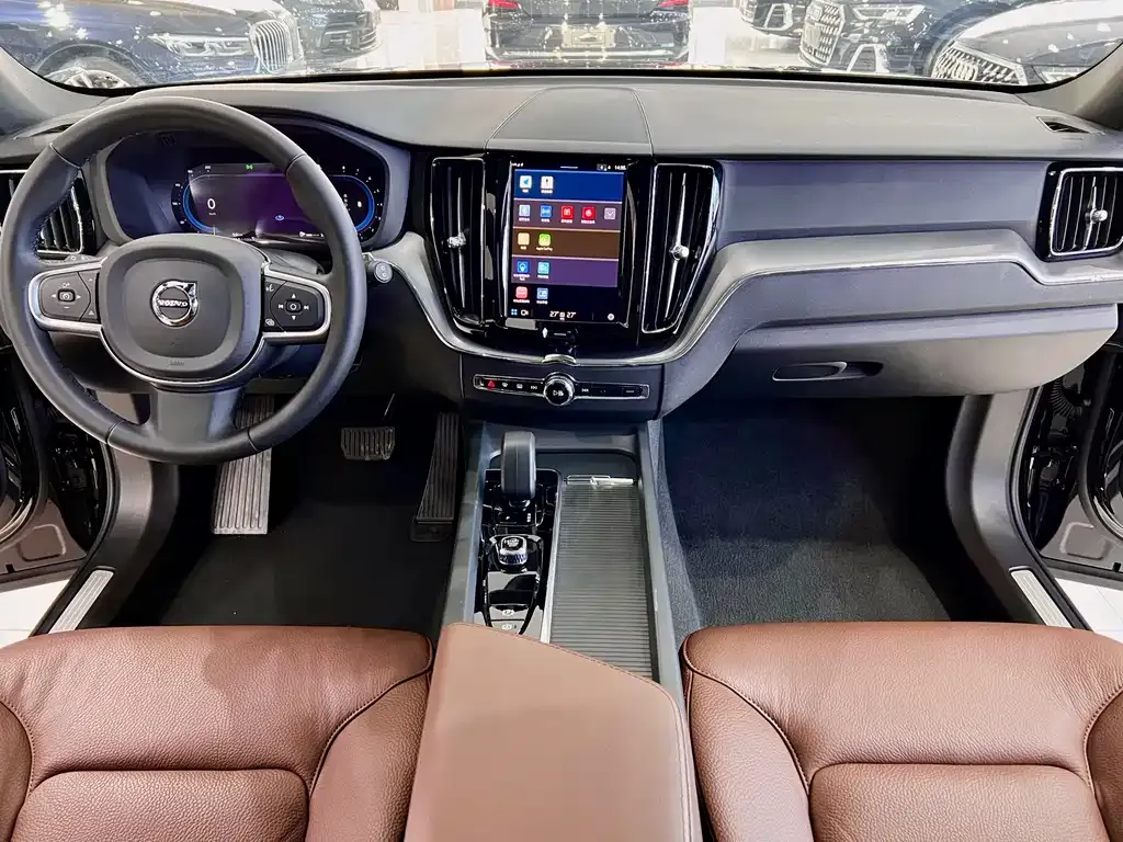 Volvo XC60 2025 из CN, фото 9