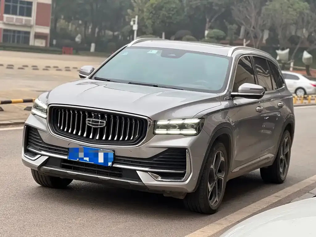 Geely Xingyue L — фото 1