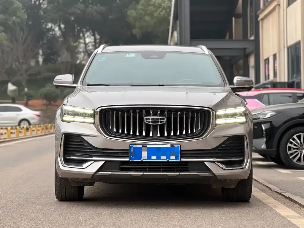 Geely Xingyue L — фото 9