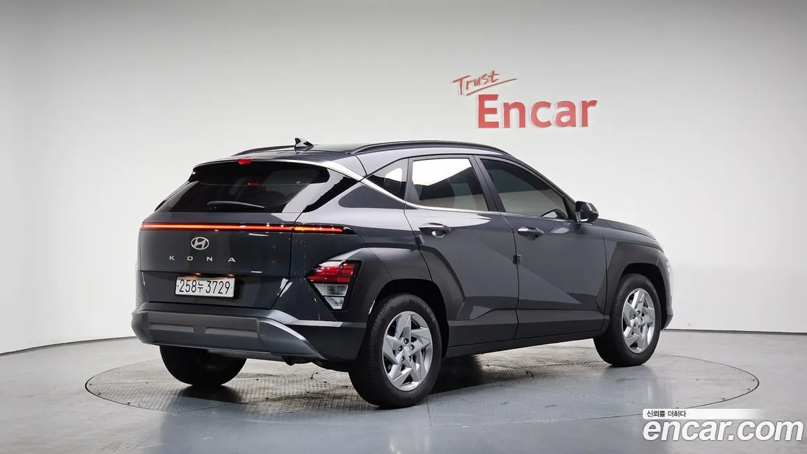 Hyundai Kona 2023 из KR, фото 8