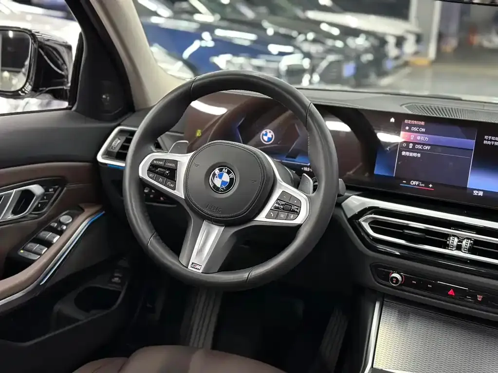 BMW 3 Series 2022 из CN, фото 10