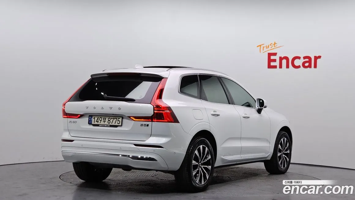 Volvo XC60 2024 из KR, фото 4