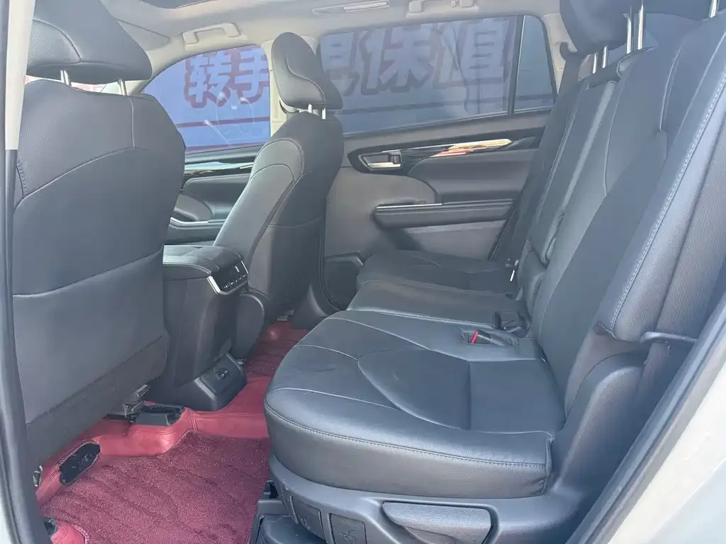 Toyota Highlander 2022 из CN, фото 6