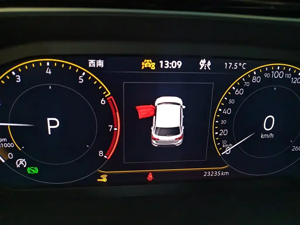 Volkswagen T-Roc 2023 из CN, фото 2