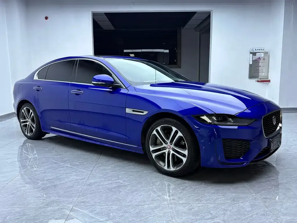 Jaguar XEL — фото 10
