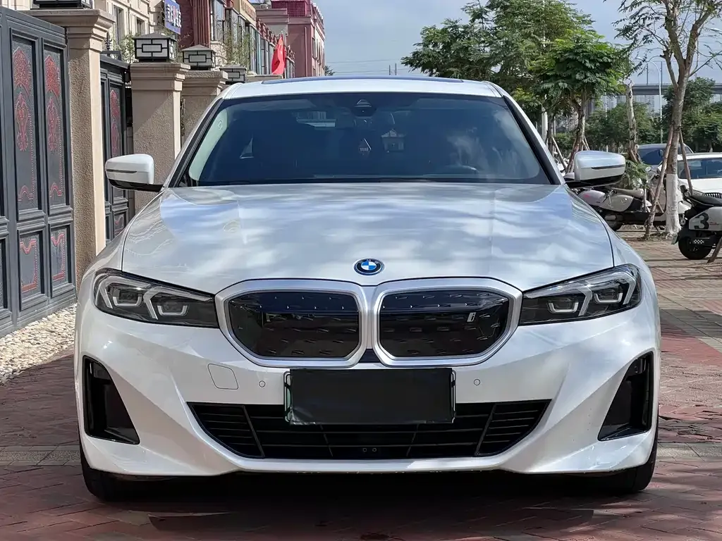 BMW i3 — фото 10