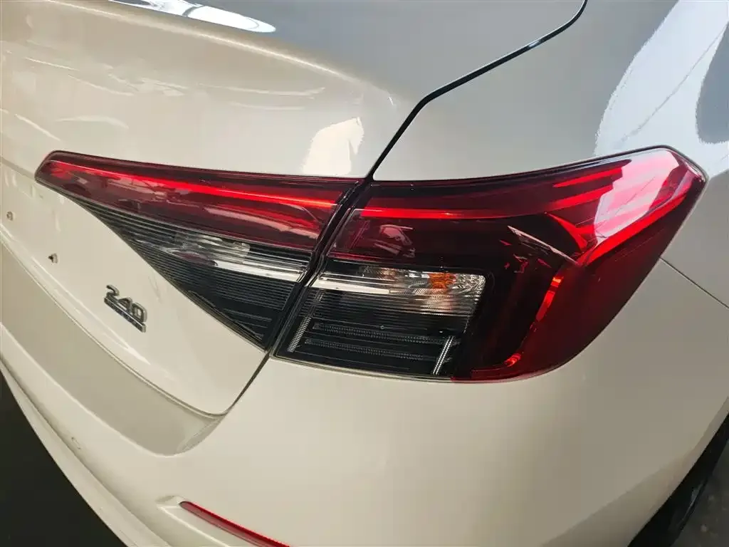 Honda Civic 2022 из CN, фото 2