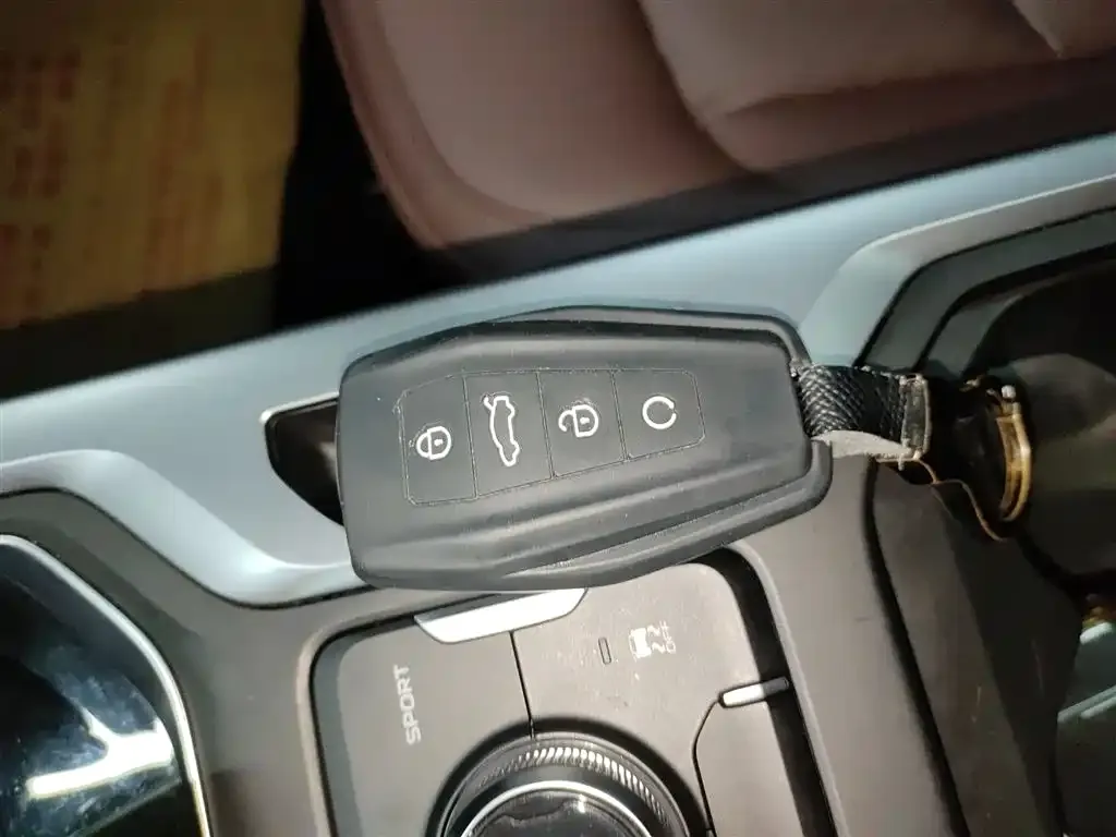 Geely Haoyue 2022 из CN, фото 7