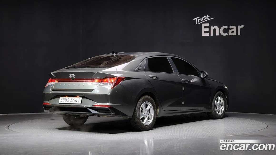 Hyundai AVANTE — фото 2