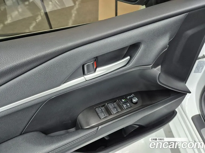 Toyota Camry 2025 из KR, фото 2