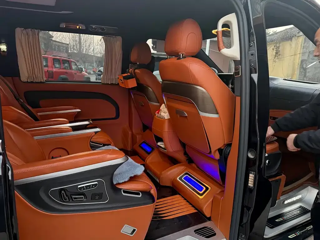 Mercedes-Benz Vito 2023 из CN, фото 10