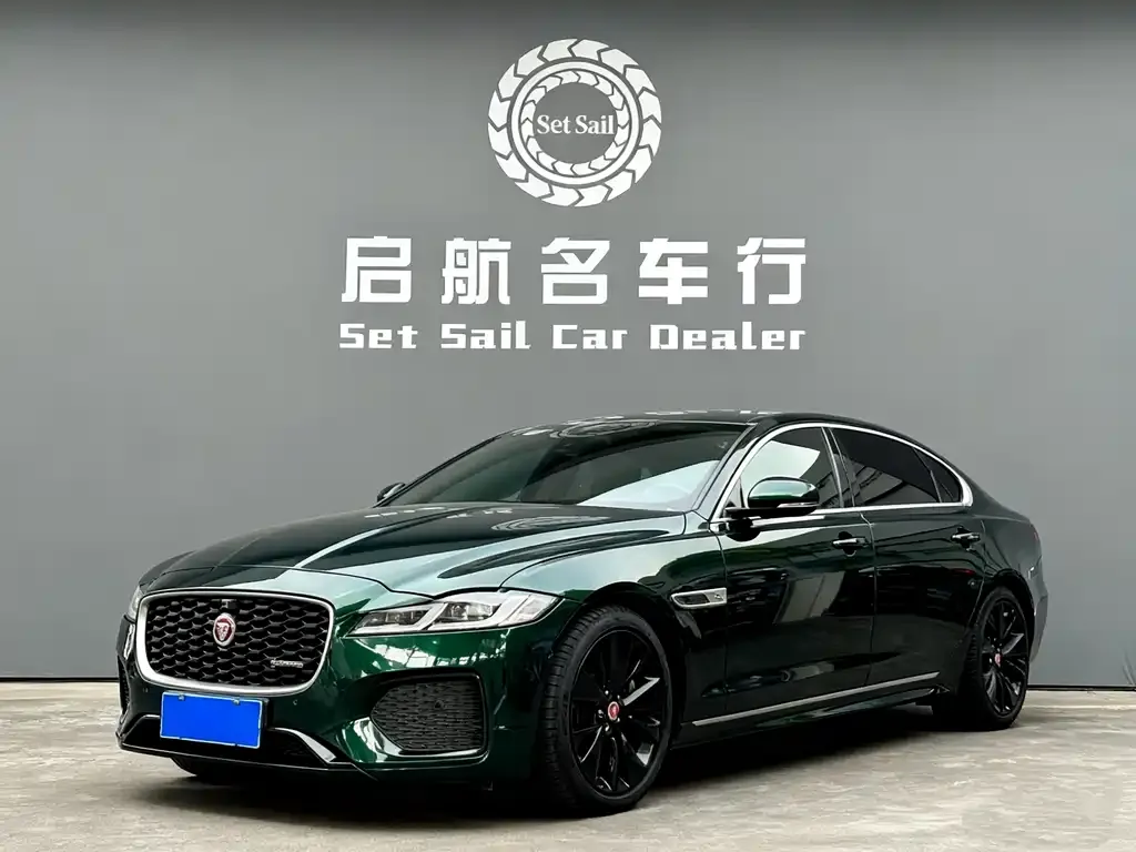 Jaguar XFL — фото 1