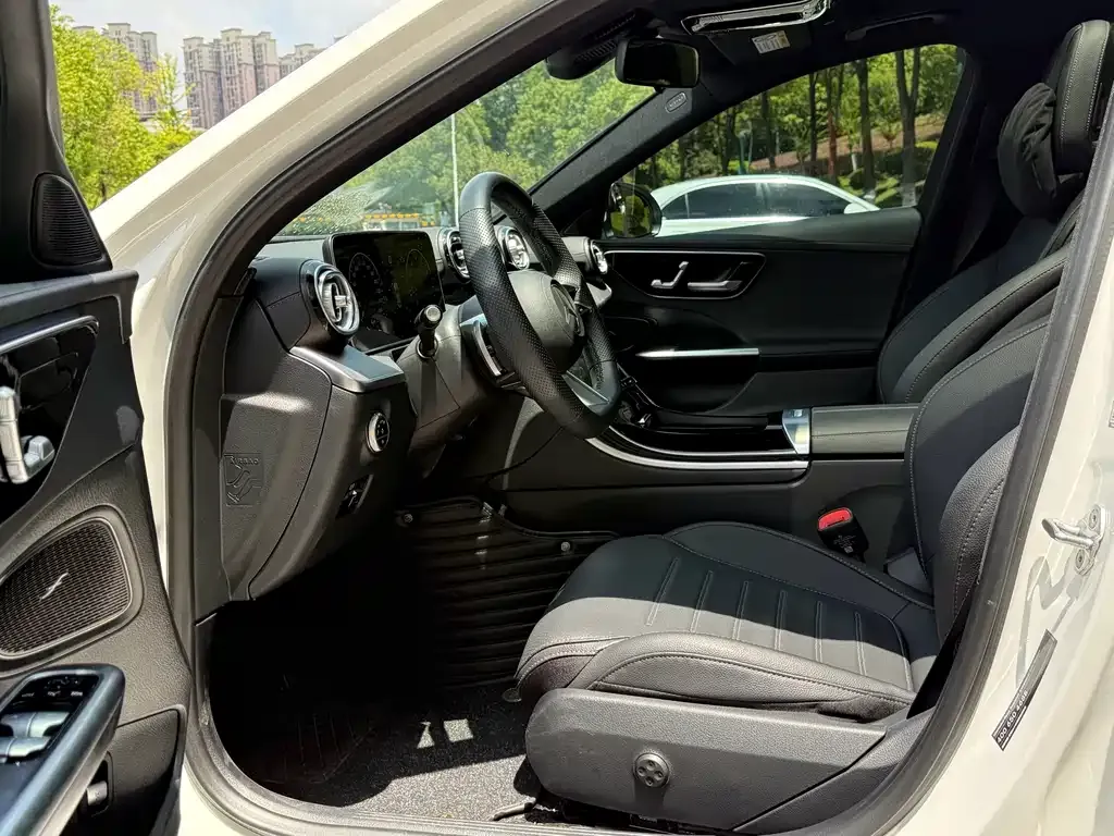 Mercedes-Benz C-Class 2024 из CN, фото 5
