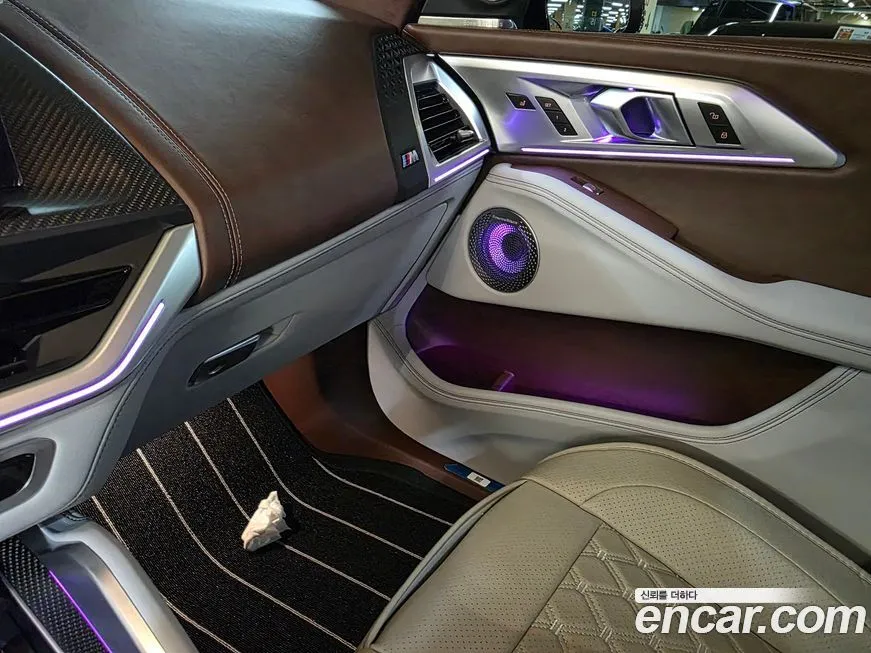 BMW XM — фото 7