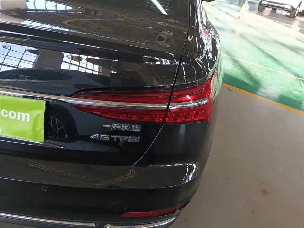 Audi A6L 2022 из CN, фото 3