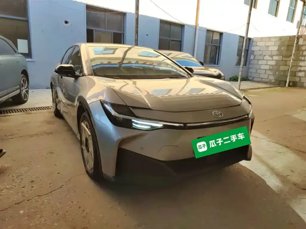 Toyota bZ3 2025 из CN, фото 4