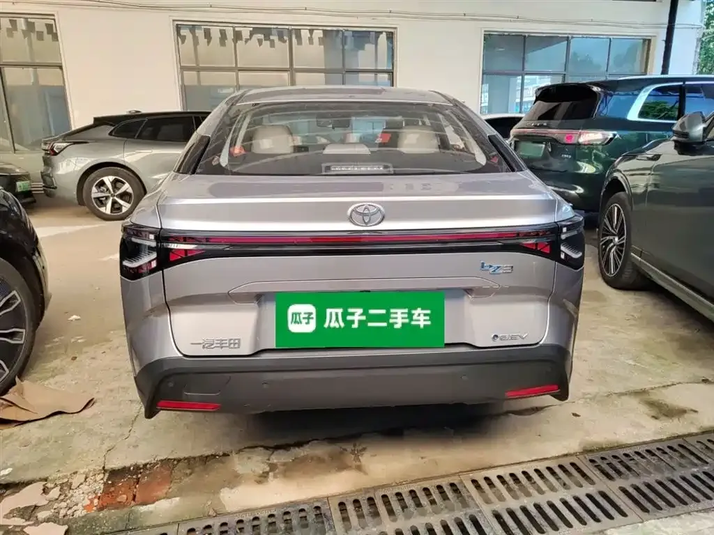 Toyota bZ3 2025 из CN, фото 6