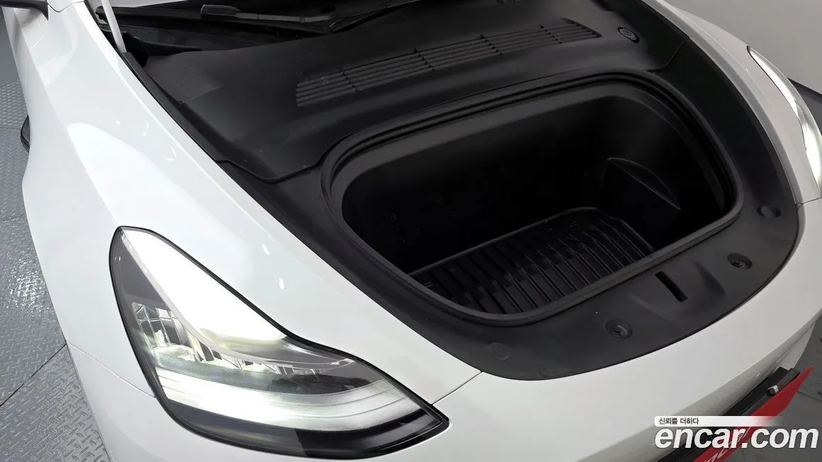 Tesla Model Y 2021 из KR, фото 4