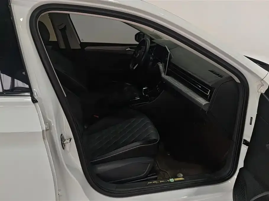 Volkswagen Sagitar 2024 из CN, фото 2