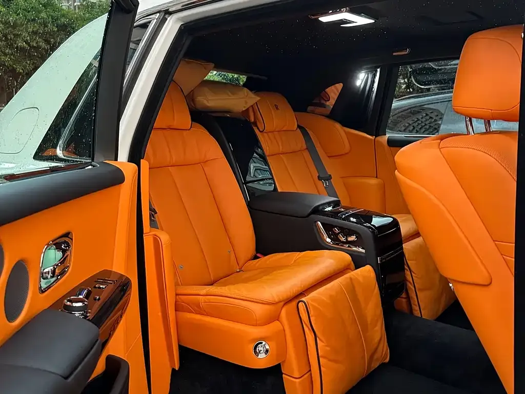 Rolls-Royce Phantom 2022 из CN, фото 3
