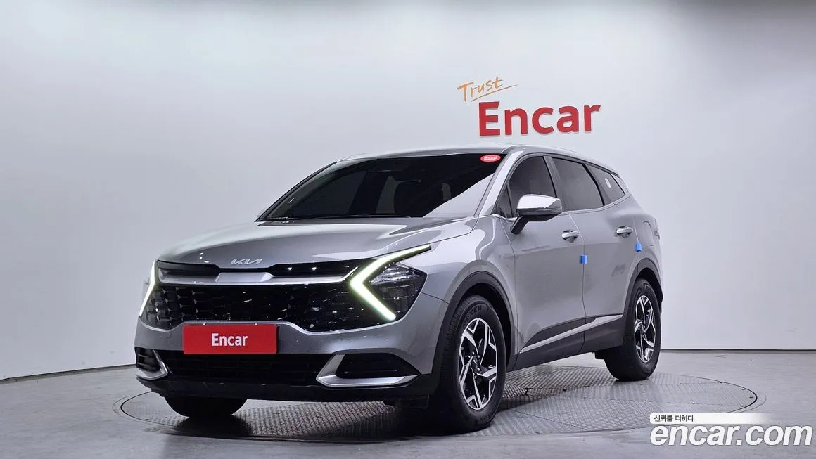 Kia Sportage — фото 1