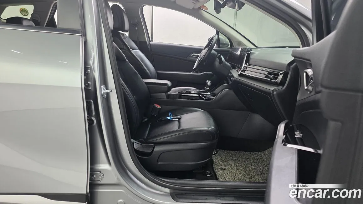 Kia Sportage — фото 8