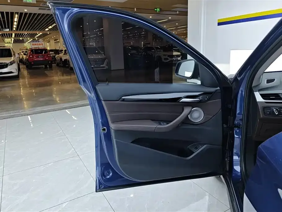 BMW X1 2023 из CN, фото 3