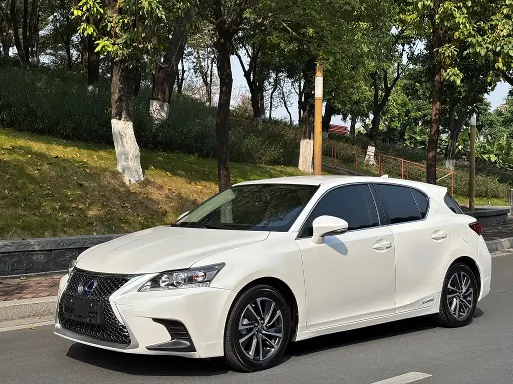 Lexus CT
