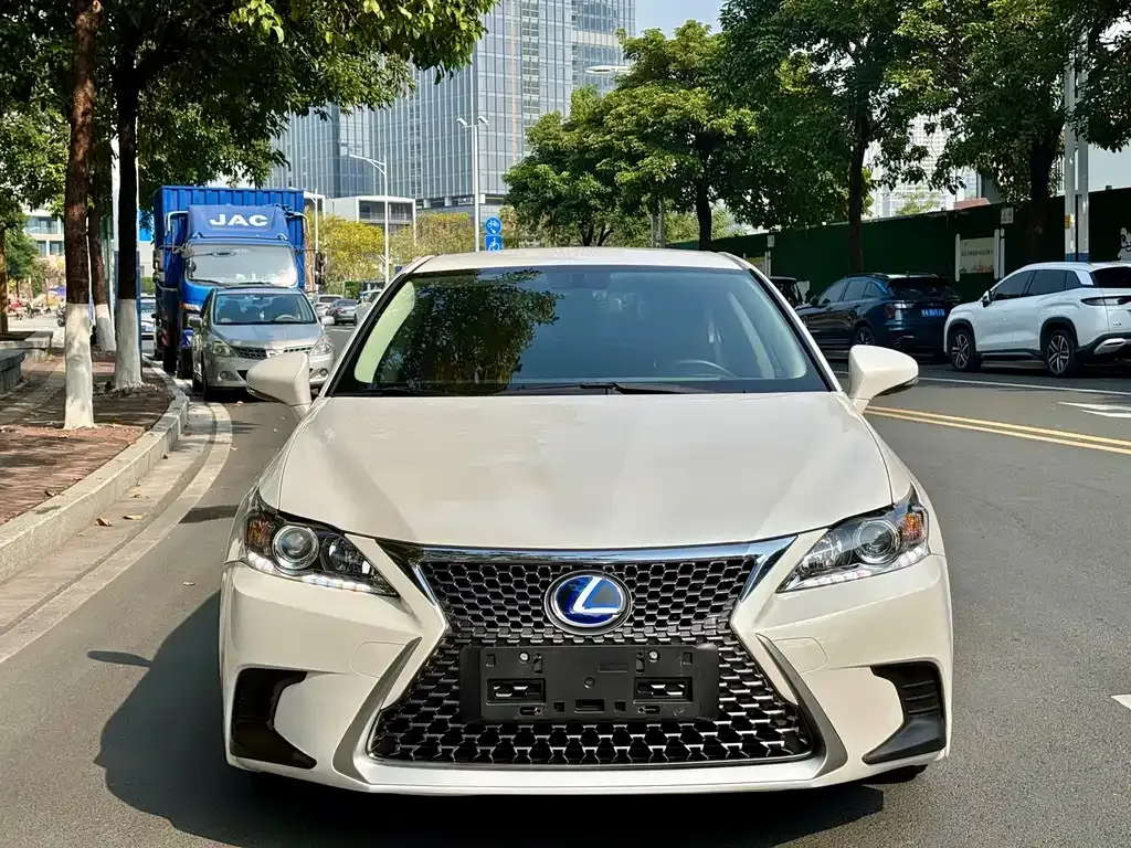 Lexus CT 2021 из CN, фото 3