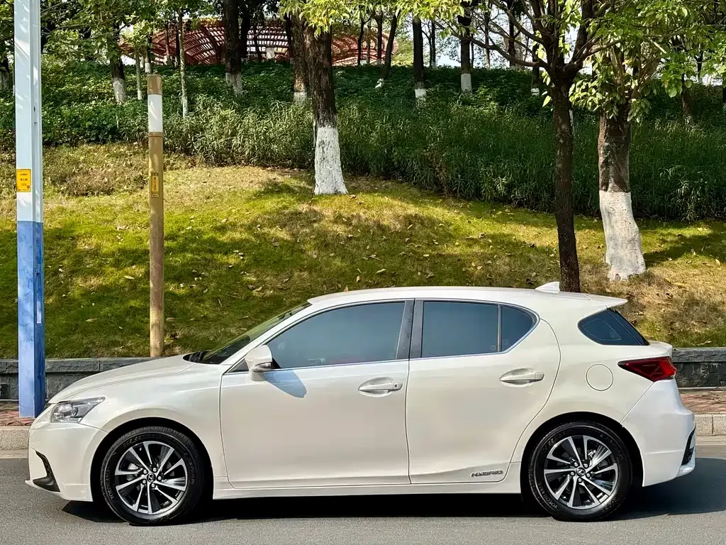 Lexus CT 2021 из CN, фото 6