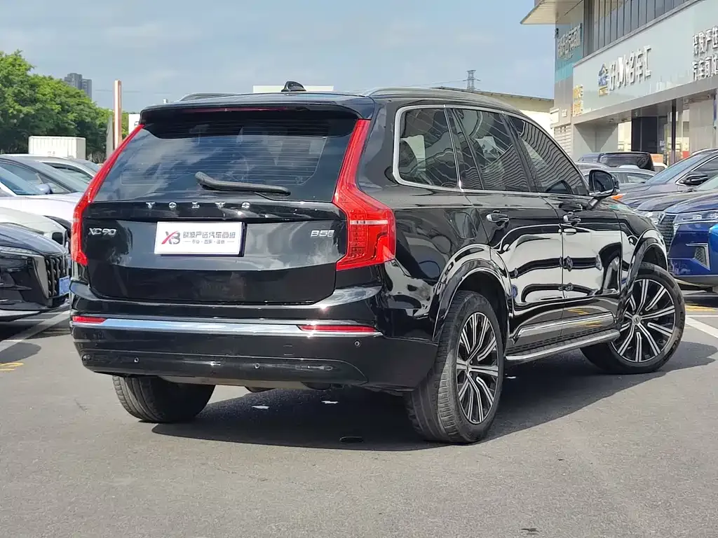 Volvo XC90 — фото 2