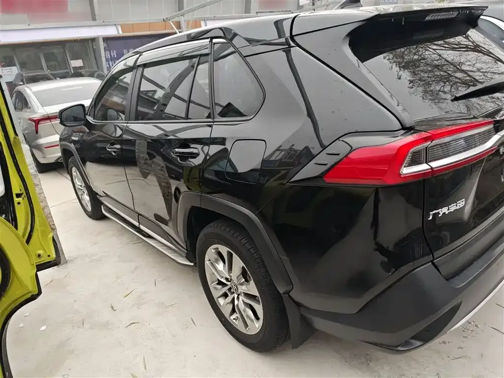 Toyota Wildlander 2022 из CN, фото 3
