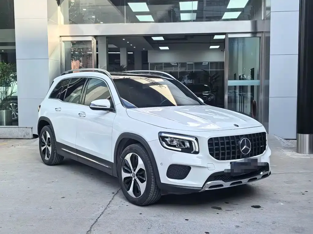 Mercedes-Benz GLB — фото 3