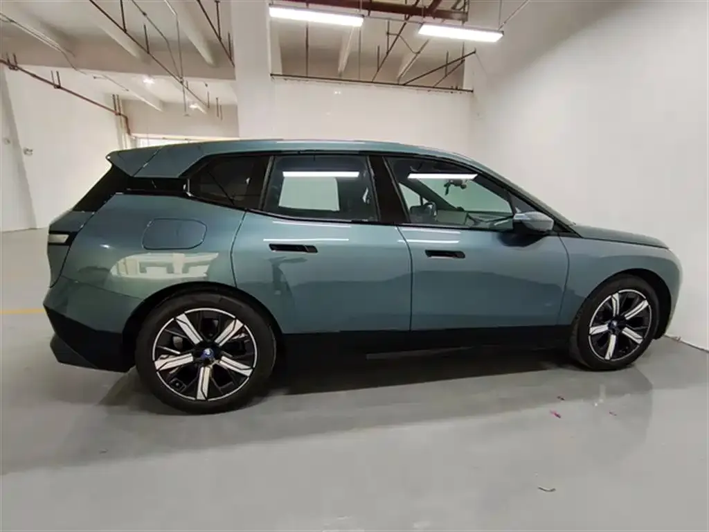 BMW iX 2023 из CN, фото 9