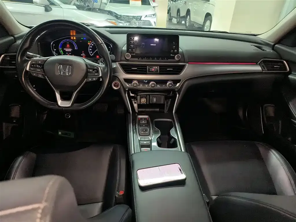 Honda Accord — фото 6