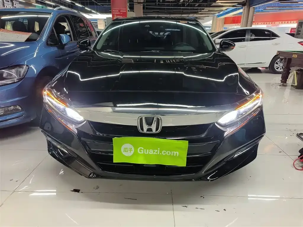 Honda Accord — фото 2