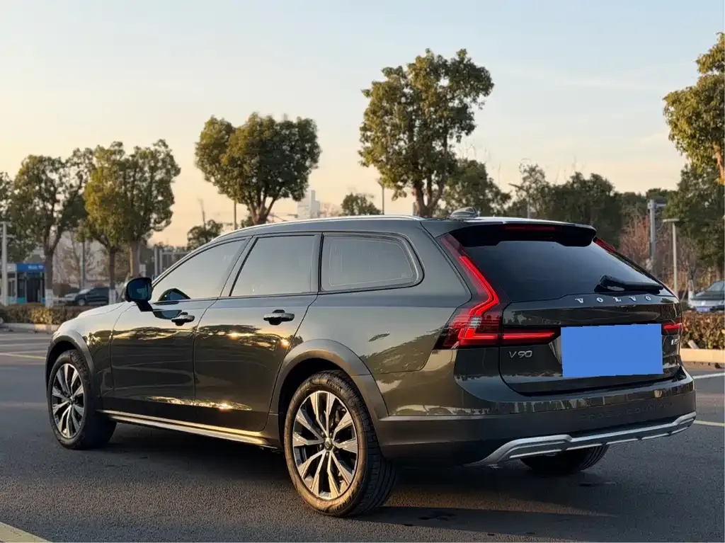 Volvo V90 2021 из CN, фото 9